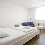 Freddie's Nest 아파트 *