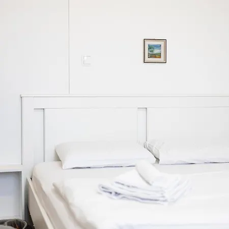 Freddie's Nest Appartement *